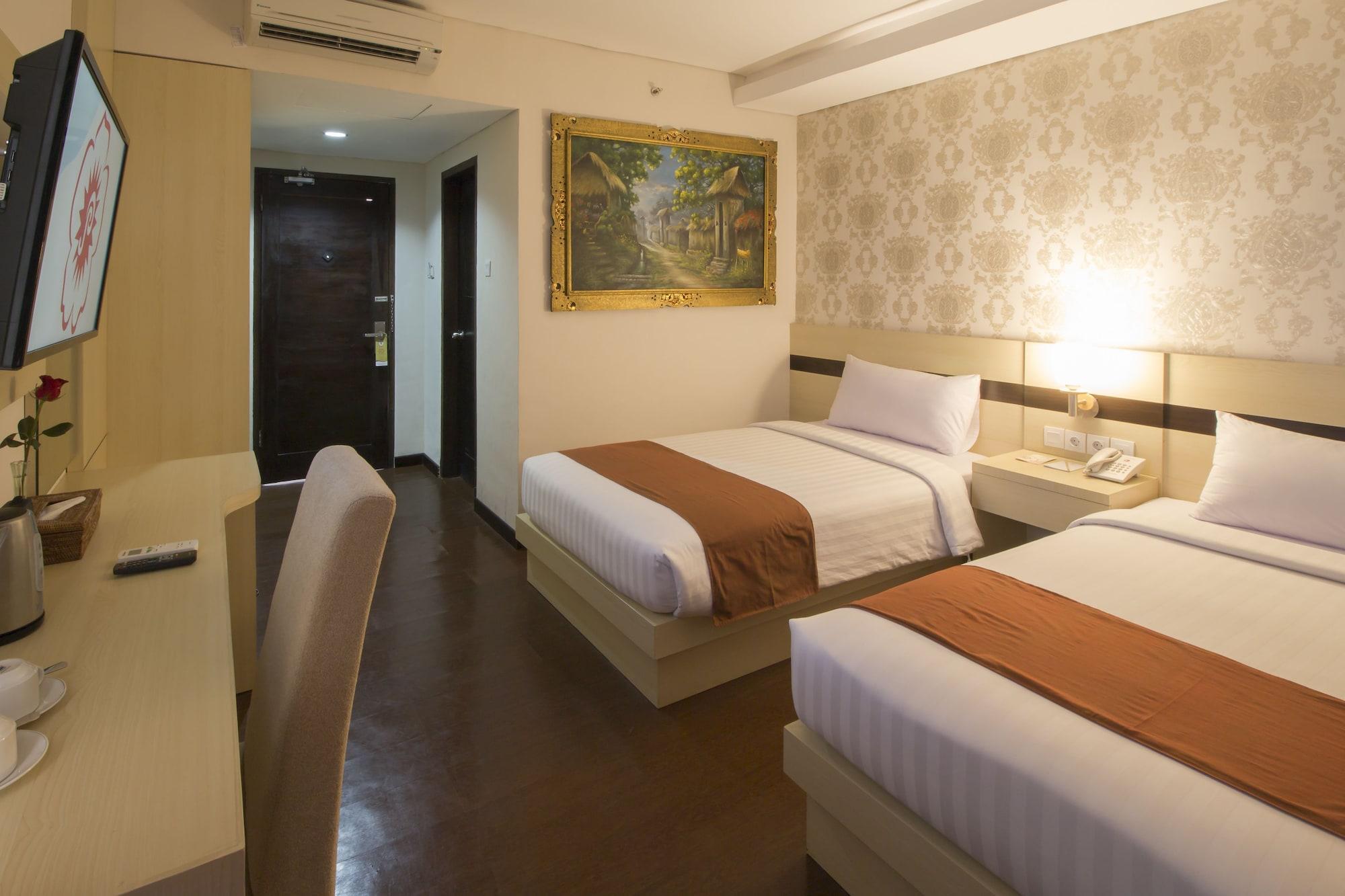 Grand Puri Saron Yogyakarta Otel Dış mekan fotoğraf