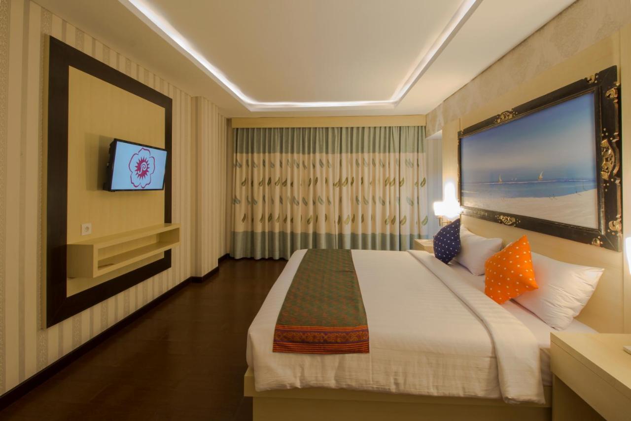Grand Puri Saron Yogyakarta Otel Dış mekan fotoğraf