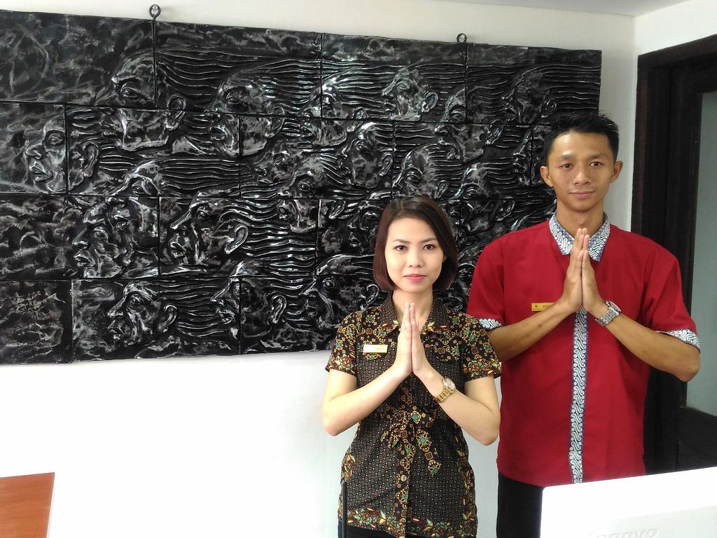 Grand Puri Saron Yogyakarta Otel Dış mekan fotoğraf