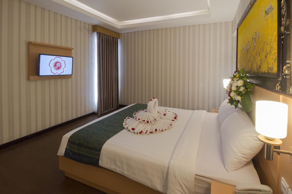 Grand Puri Saron Yogyakarta Otel Dış mekan fotoğraf
