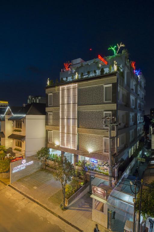 Grand Puri Saron Yogyakarta Otel Dış mekan fotoğraf