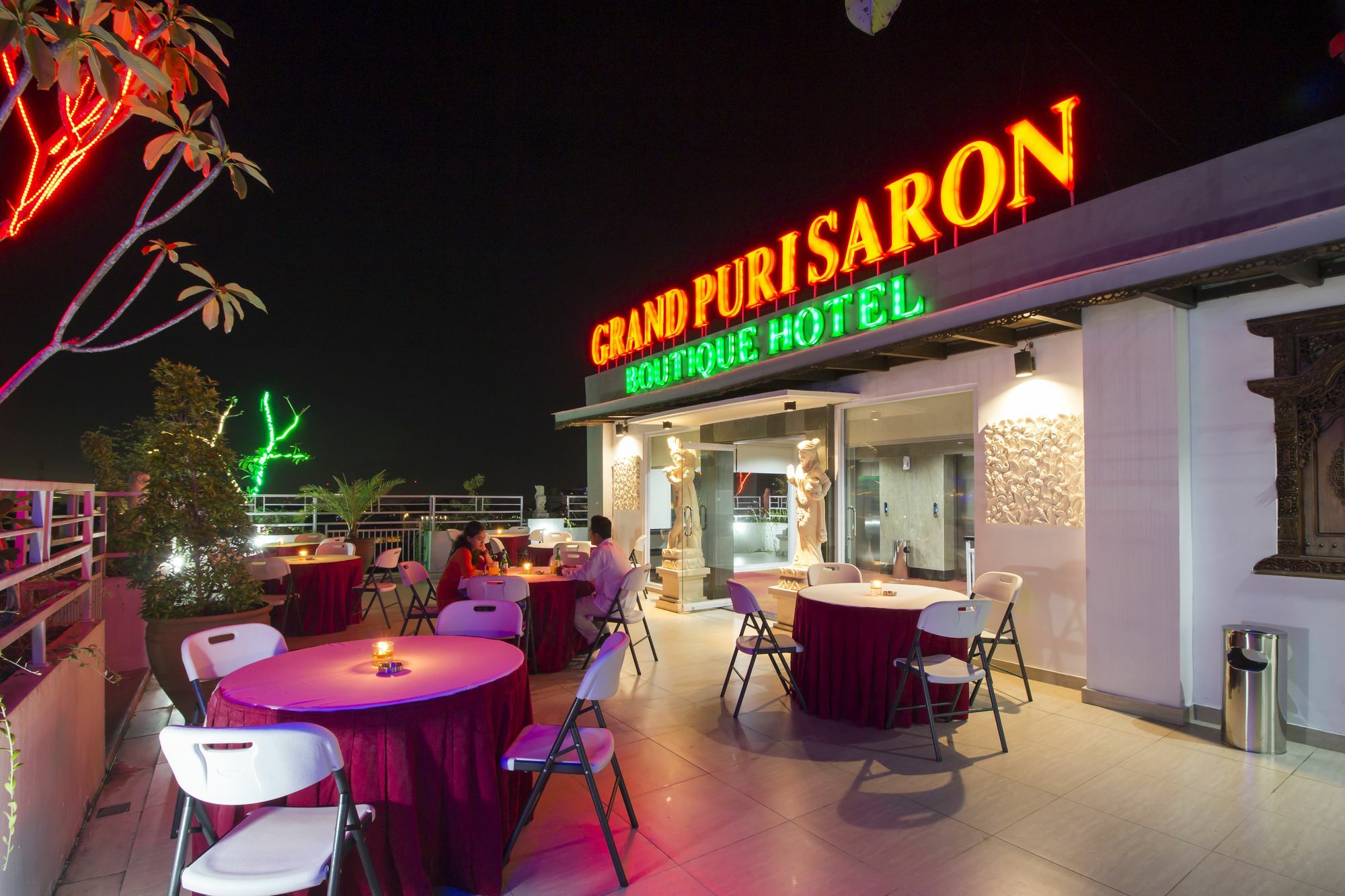 Grand Puri Saron Yogyakarta Otel Dış mekan fotoğraf